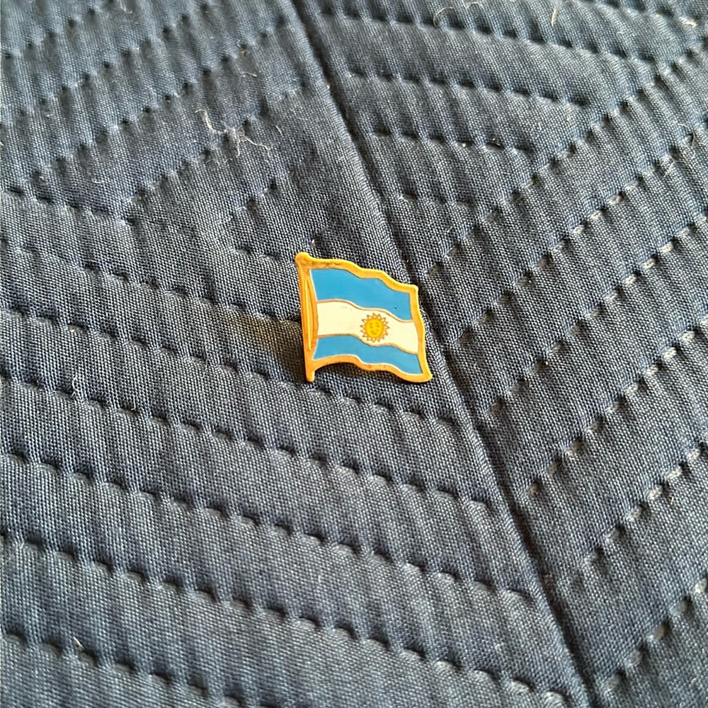 Argentina flag pin